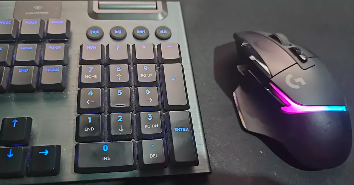logitech g502 x plus vale a pena