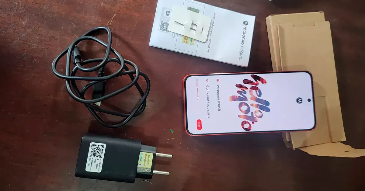Motorola Edge 50 Neo 5G é bom? Veja os detalhes que ninguém te contou!
