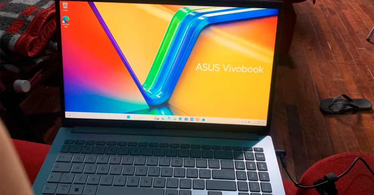 Asus Vivobook Go 15 E1504GA surpreende na rotina de estudos simples