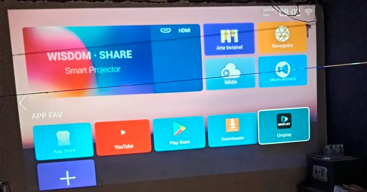 Projetor U4 é bom? Veja se atende para jogos e apresentações